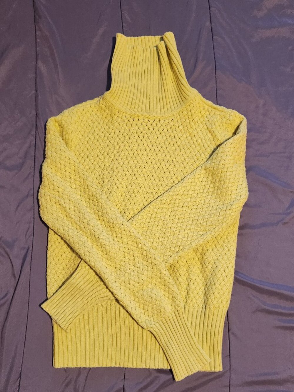 Ladies medium Tommy Hilfger Turtleneck